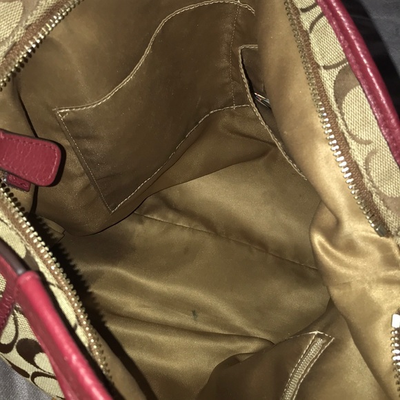 COACH Signature canvas LARGE Hobo - Picture 14 of 16